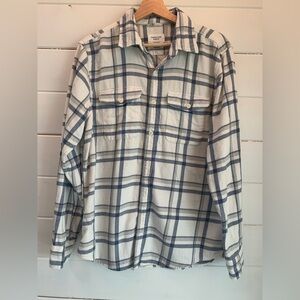 American Eagle Outfitters Navy and White Tan Plaid Flannel Shirt Medium